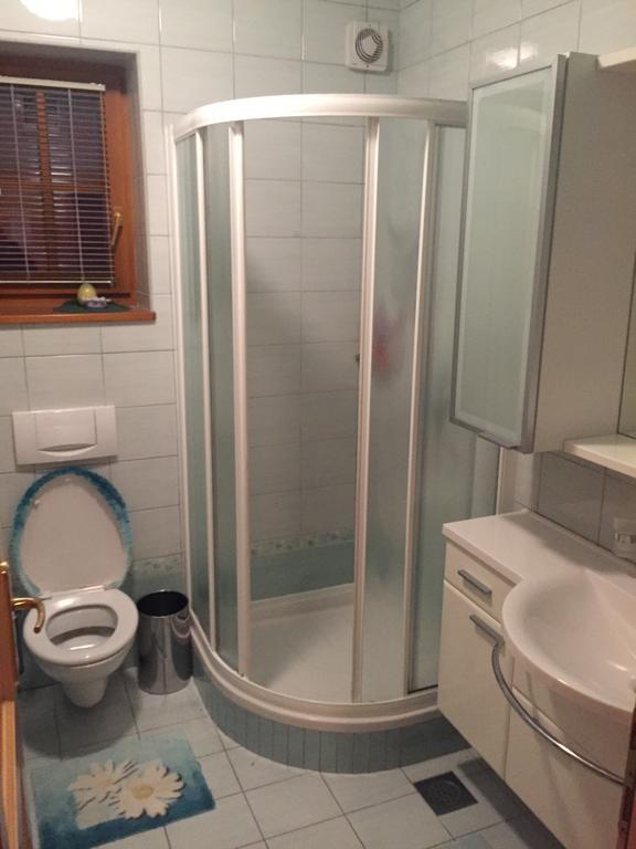 Holiday Apartment Bolfenk Hočko Pohorje Szoba fotó