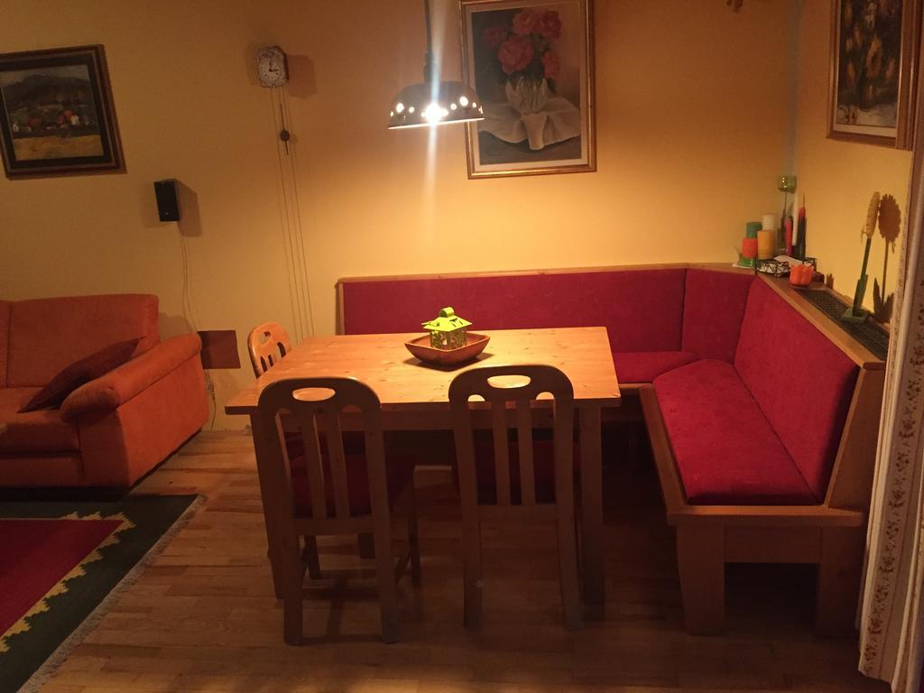 Holiday Apartment Bolfenk Hočko Pohorje Szoba fotó